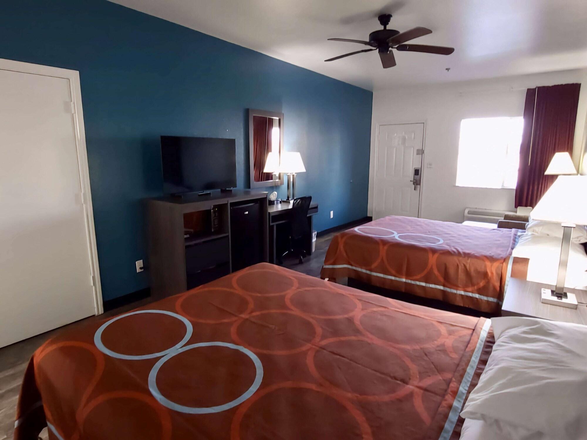 Super 8 By Wyndham Forney/East Dallas Εξωτερικό φωτογραφία